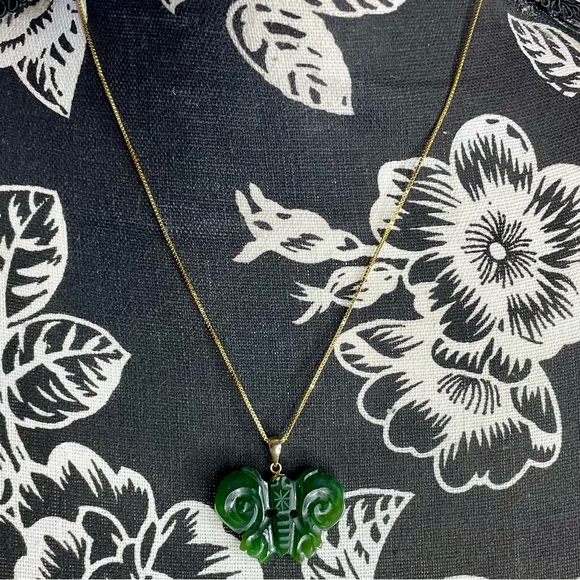 14K Gold Necklace and Butterfly Pendant - Picture 2 of 5